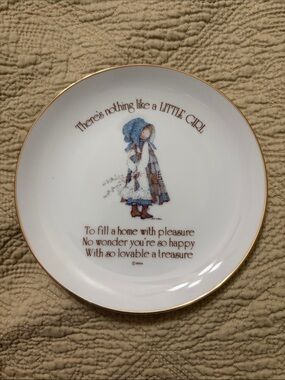 1976 Vintage Holly Hobby Porcelain Plate